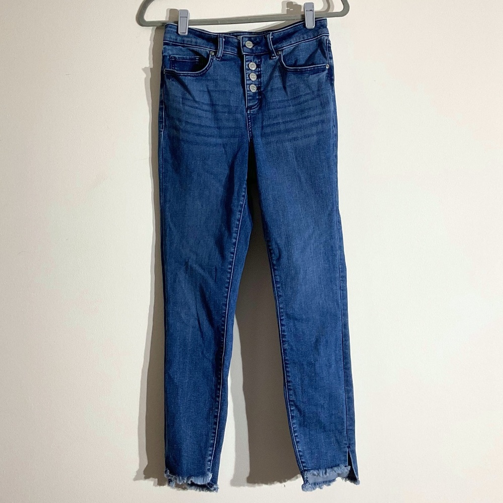 Sustainable Botton-Fly Jeans From Loft